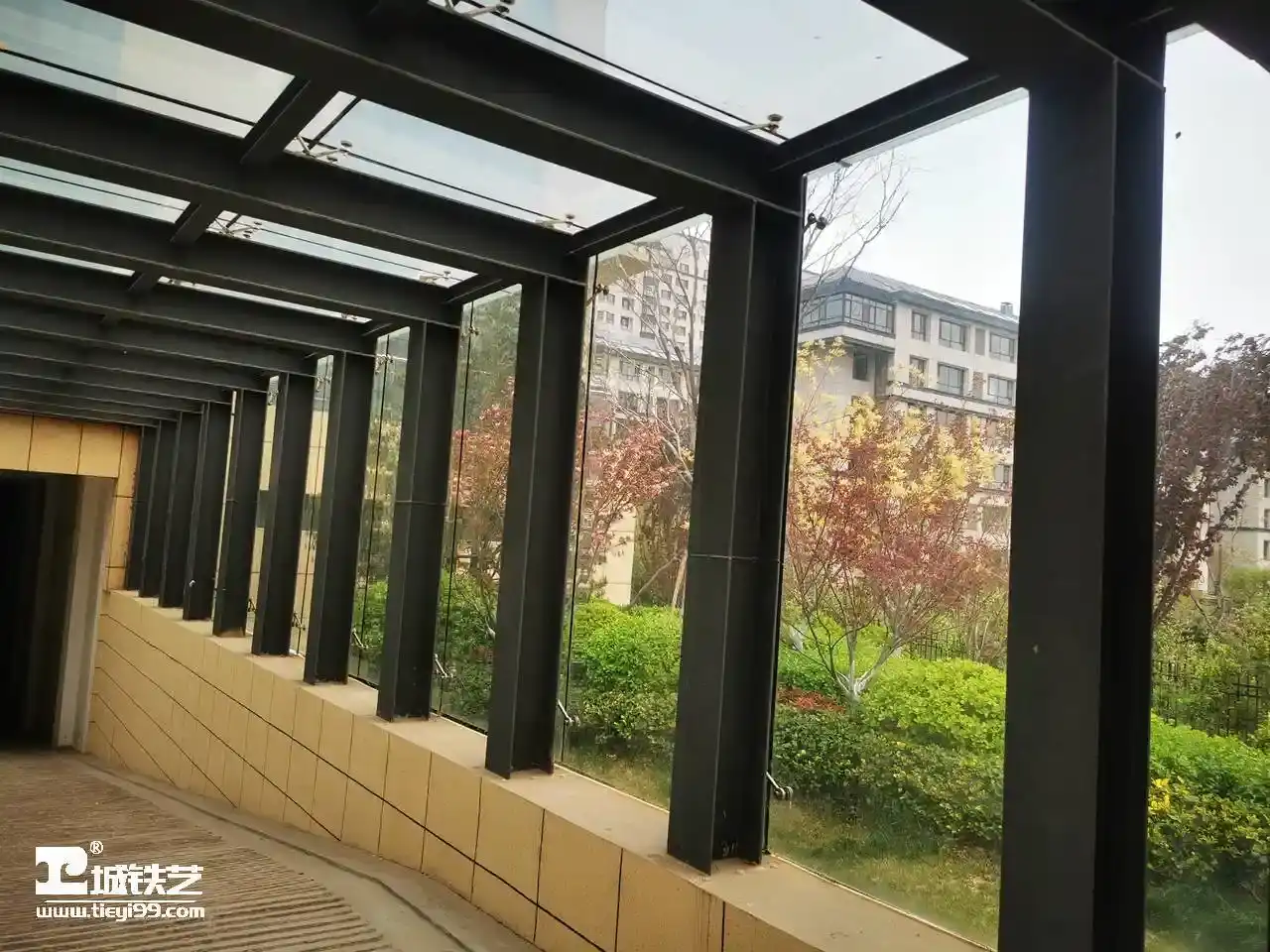 轻钢雨棚|钢构雨棚|钢化玻璃雨棚|雨棚廊架图集图片样式参考图样……更新中——泰安卫城铁艺
